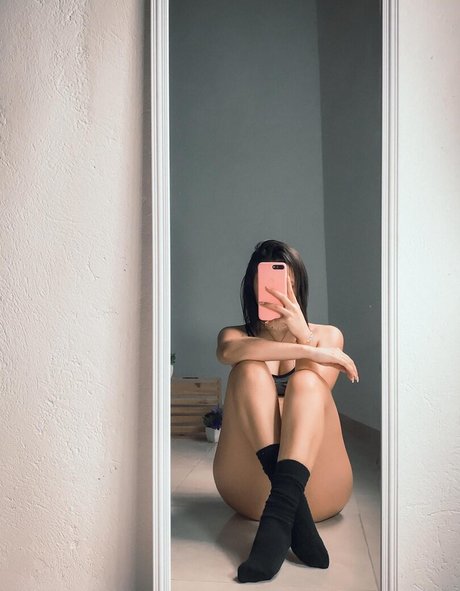 Tania Ocampo hot pornstar picture