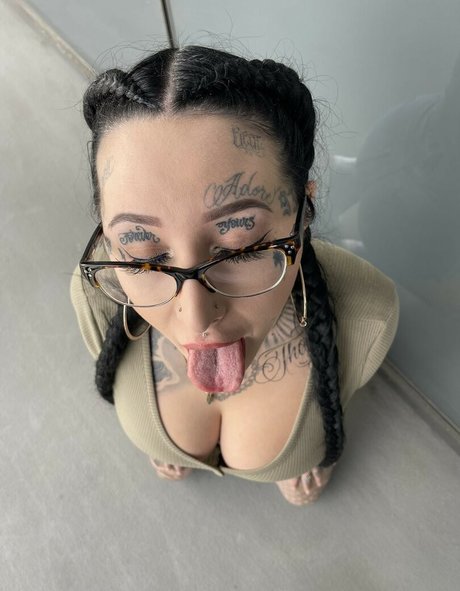 Ebugsbaby pretty pornstar photo