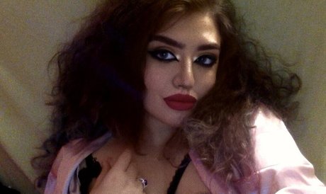 Kiitakat star nudes galleries