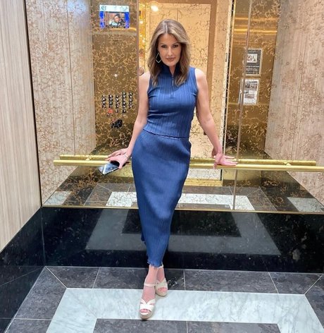 Sheri Nicole hot actress pictures