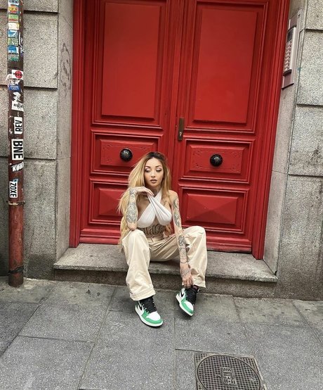 Vanesasoria_ model sexy image