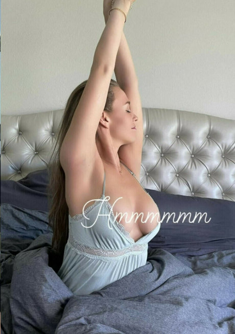 Laura Mueller pornstar xxx image