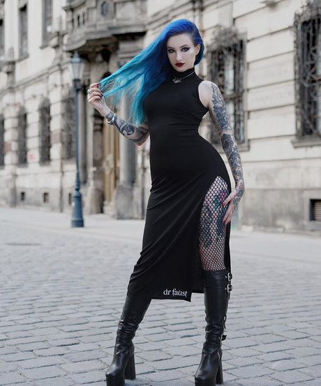 BlueAstrid pornstar high quality pictures