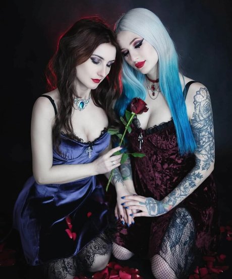 bisexual mmf onlyfans nude pictures