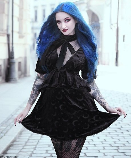 BlueAstrid actress picture