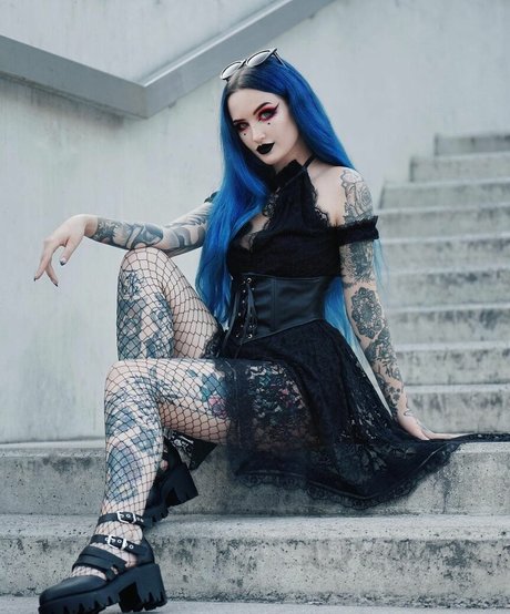 BlueAstrid pornstar naked pics