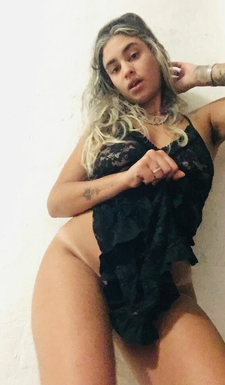 Fbeax star sexy photos