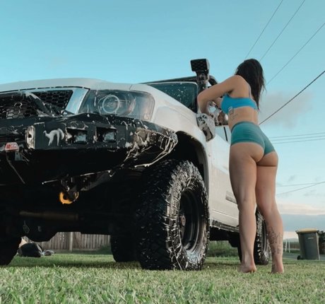 Diesel Dana naked pornstar pictures