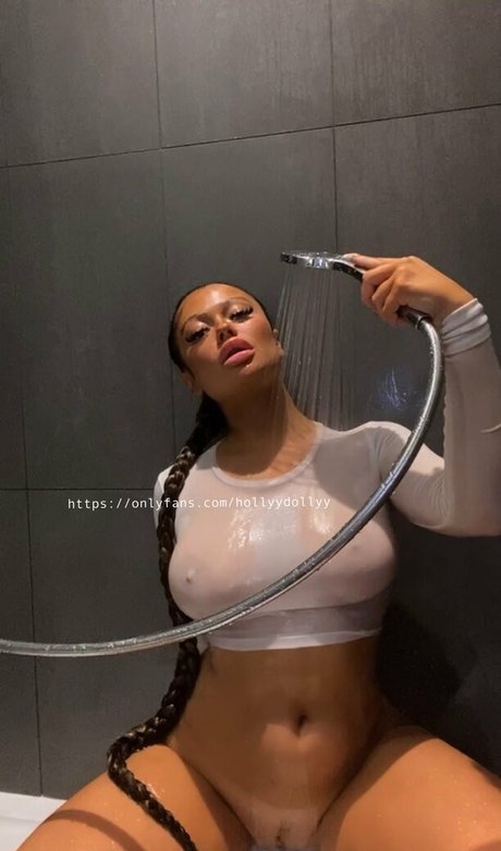 Hollydollyy best model photos