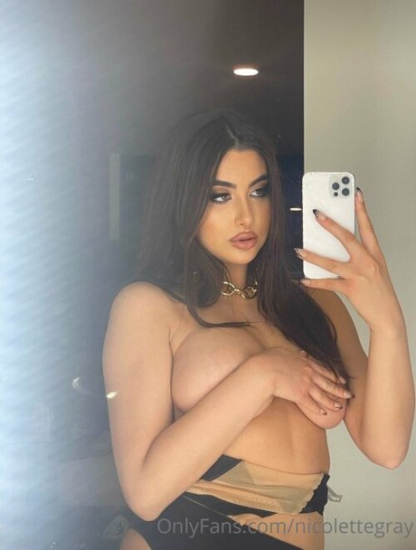 Nicolette Gray star exclusive pics