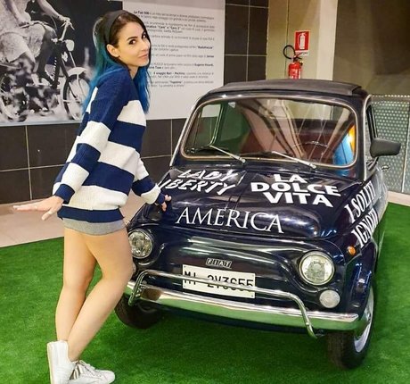 Kurolily best star photo