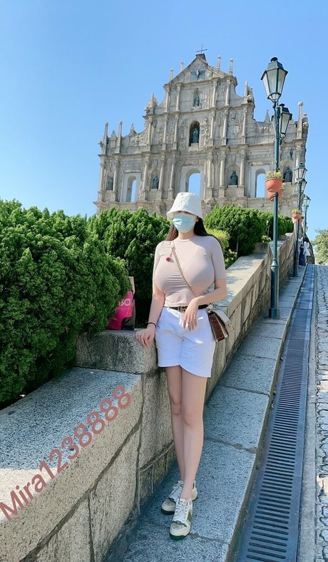 Mira1238888 top model pic