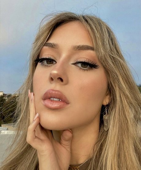 Hanhuts model free galleries