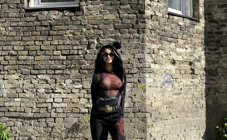 Justking erotic model pics