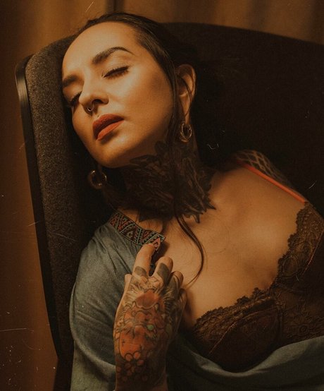 Tatiana Shmaylyuk pretty actress img