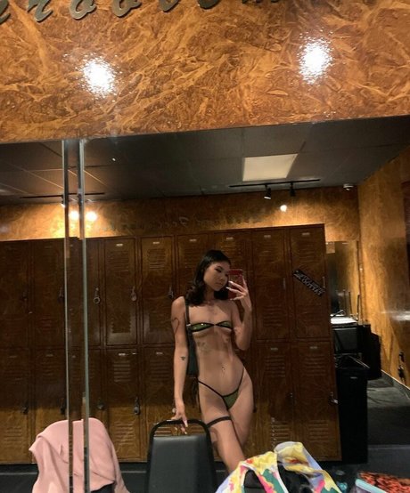 corademie star naked picture