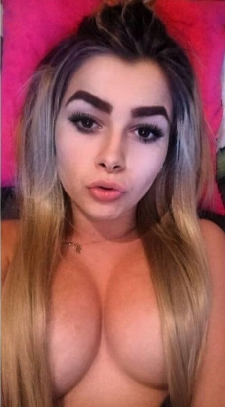 Novinhas porn star pic