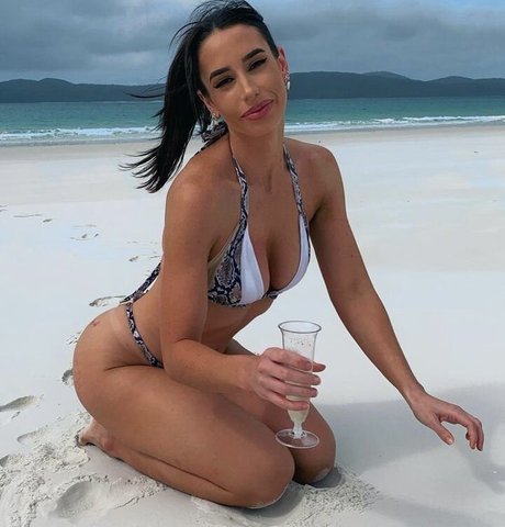 Keely Manson nudes star pics