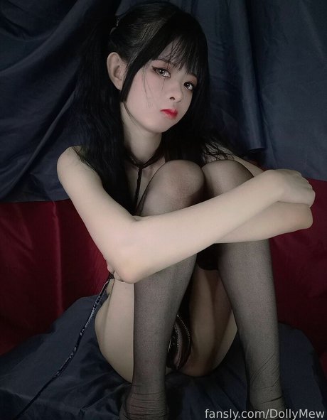 DollyMew Profile pic