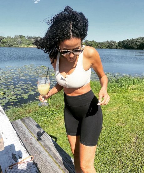 Goodbeyb model nudes pics