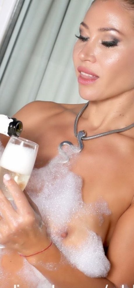 beauty asian onlyfans free photo