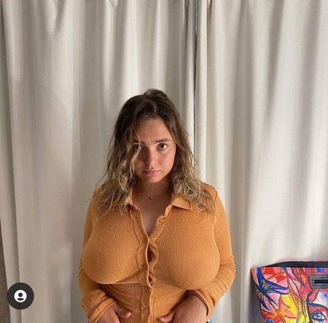 Amelia Tidd pornstar sexy gallery