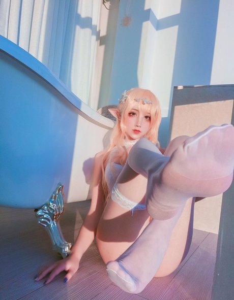 jiuqucka model nudes picture