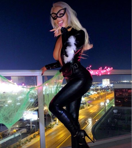 Cass Holland pornstar free photos