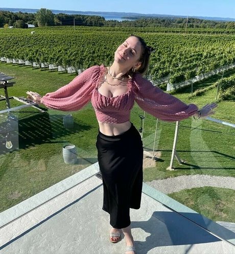 Nikki Jabs nude star image