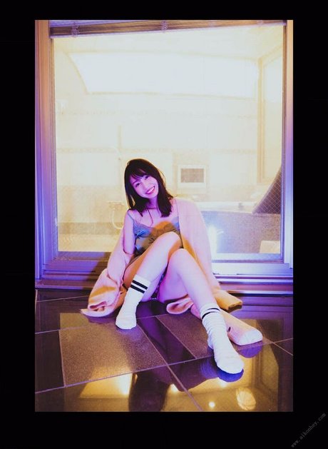 Aika Yumeno adult model pictures