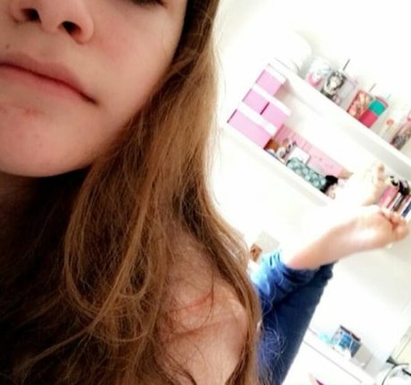 Thata Big Soles pretty model galleries