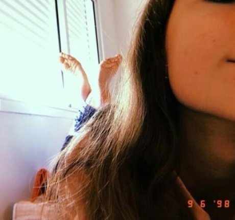 Thata Big Soles art actress pictures