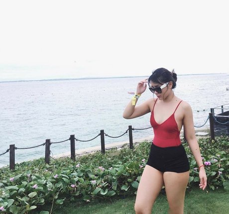 Sarah Carlos star art image