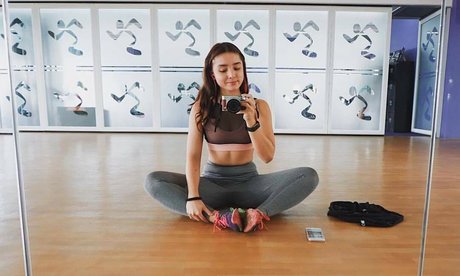 Sarah Carlos star top picture