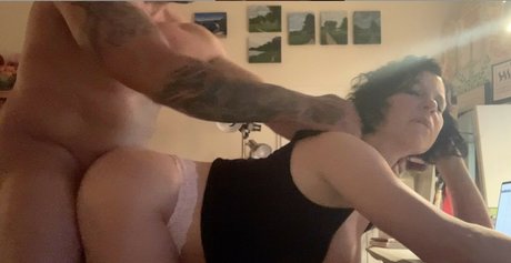 Hannah Sanford Art star nude images