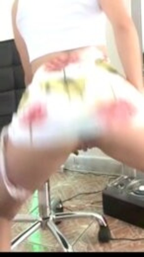 Igdqueen star pornographic picture