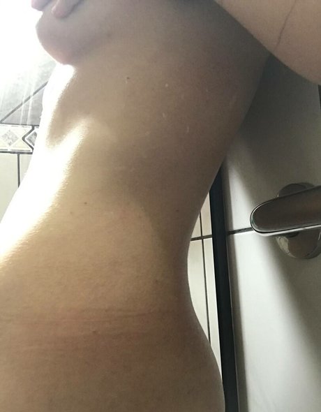 Mitywee Mitywee model erotic img