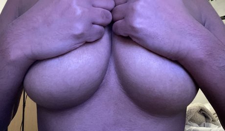 Desi Goddess model naked pictures