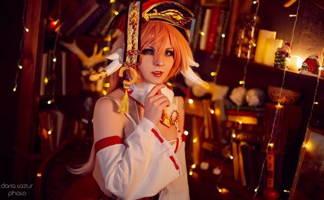 Bizarre Deer star top gallery