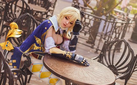 Bizarre Deer nude model image