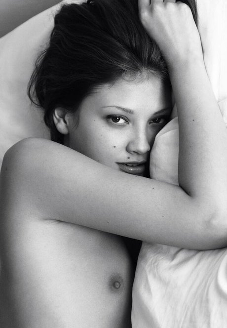 Ana Predo model free pictures