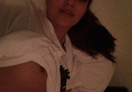 ai onlyfans beautiful nude photo