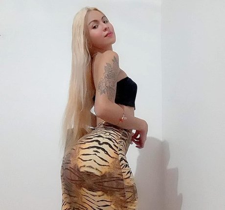 Pietra Lamounier star naked archive