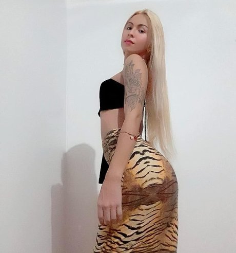 Pietra Lamounier model beautiful img