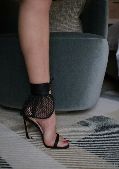 tekeonheels pornstar exclusive picture