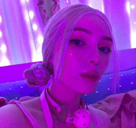 Ewa Green beautiful model photos