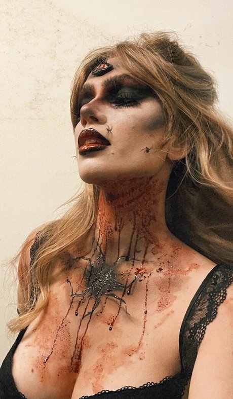 Submar1na exclusive pornstar gallery