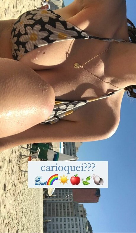 Submar1na sexy star img