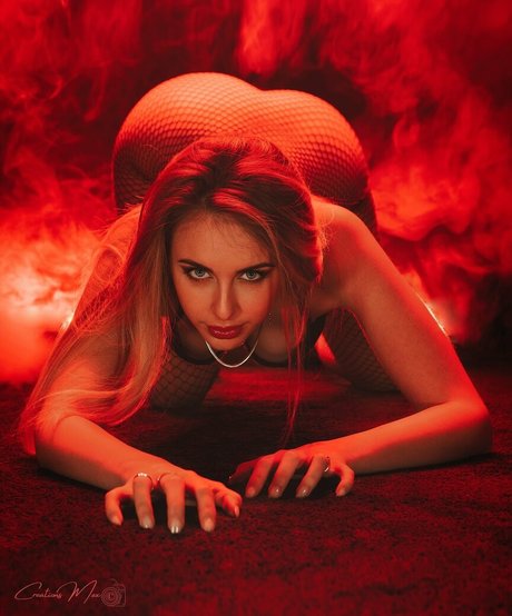 Greta Ray star xxx image