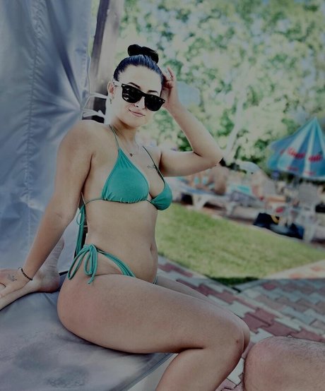 d jxxxx best actress img